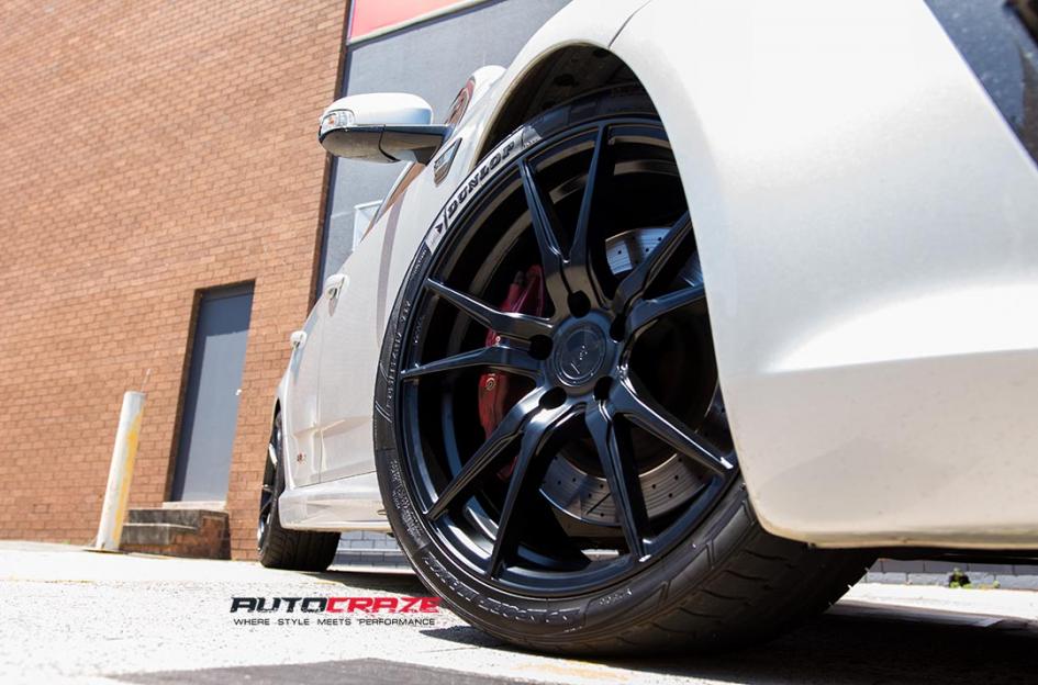 FORD FALCON SF04 MATTE BLACK
